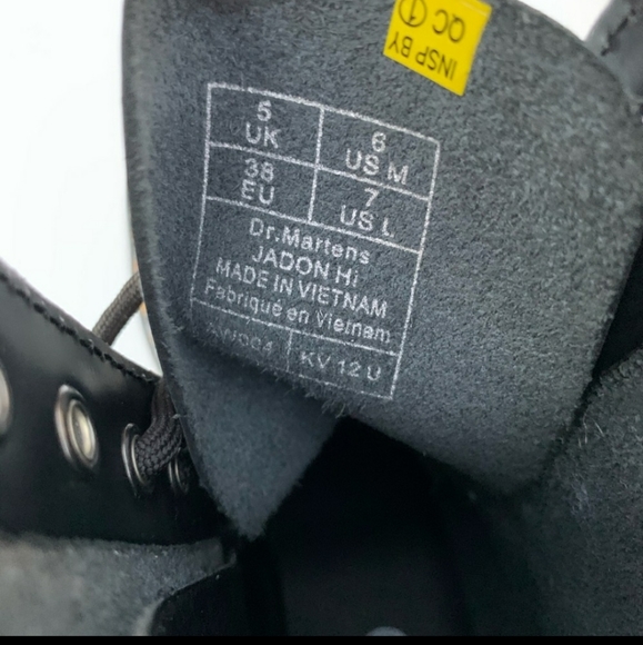 💥SOLD!💥 Dr. Martens Jadon Hi Boots New in Box - Picture 5 of 5